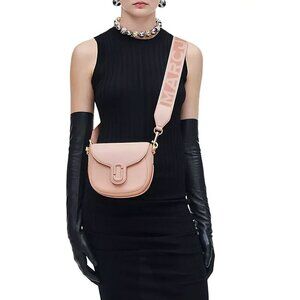 Marc Jacobs Women's The Messenger Saddle Bag Small In Leather Rose Pink OS